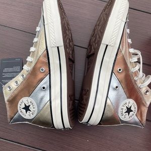 Converse All Star size 9 women’s high top